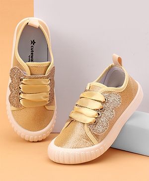 Cute Walk by Babyhug Slip On Glittery Casual Shoes - Gold