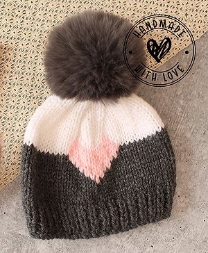 Woonie Handmade Heart With Faux Fur Pom Pom Detailed Cap - Black