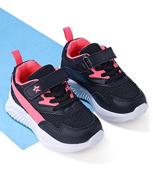 Cute Walk by Babyhug Sneakers With Velcro Closure Solid- Black
