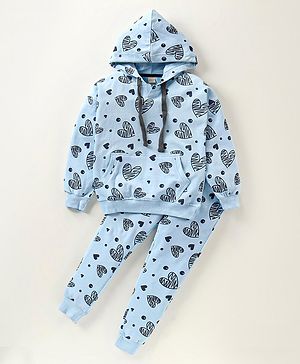 Olio Kids Cotton Knit Full Sleeves Hooded Winter Wear Co-Ord Set With Kangaroo Pockets & Hearts Print - Light Blue