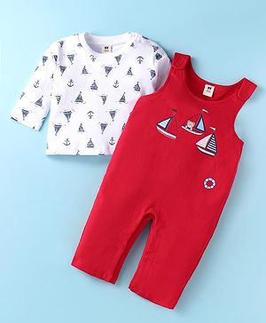 ToffyHouse Knitted Full Sleeves T-Shirt & Dungaree Style Romper with Boat Print - Red