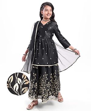Pine Kids Woven Three Fourth Sleeves Mirror Embroidered Choli  & Floral Printed Lehenga Set with Dupatta - Black