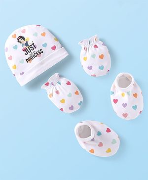 Babyhug Disney Interlock Knit Caps Mittens & Booties Set with Snow White Graphic - White