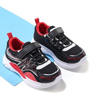 Cute Walk by Babyhug Sneaker Shoes - Black