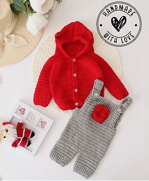 Woonie Crochet Square Applique Detailed Dungaree With Full Sleeves Hooded Solid Sweater - Red