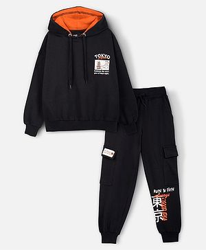 Nap Chief Pure Cotton Full Sleeves Tokyo Text Printed Hooded Sweatshirt & Cargo Joggers Set - Black