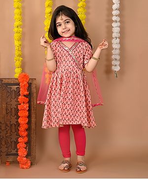 Kinder Kids Cotton Half Sleeves Floral Motif Printed & Gota Lace Embellished Kurta Leggings With Dupatta - Pink