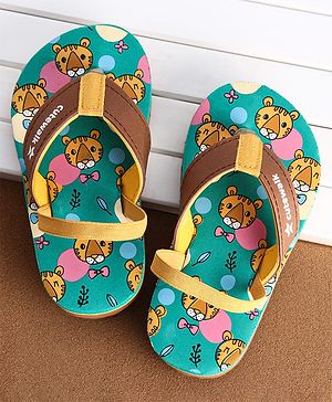 Cute Walk by Babyhug Cub Printed Flip Flops with Back Strap - Mint Green
