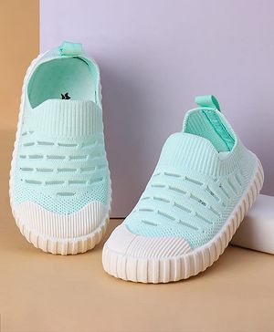 Cute Walk by Babyhug Slip On Solid Casual Shoes - Mint
