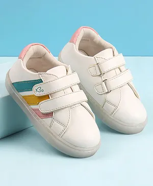 Babyoye Velcro Closure Casual Shoes - White