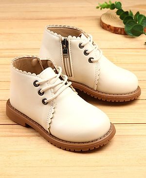 KIDLINGSS Lace Up Ankle Length Winter Boots - White