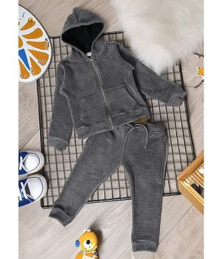 Bella Moda Flannel & Fleece Full Sleeves Abstract Printed Hoodie & Jogger Set - Grey