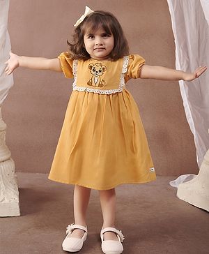 Tiny Twills Linen Half Puffed Sleeves Cub Printed & Lace Embellished Dress - Yellow