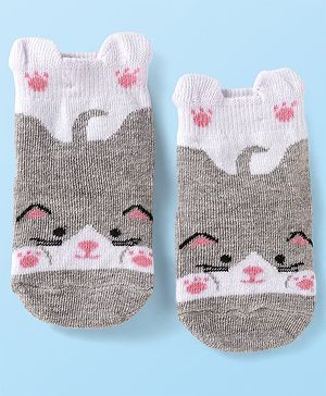 Cutewalk by Babyhug Anti-Bacterial Ankle Length Anti-Skid Socks with Kitty Applique - Grey