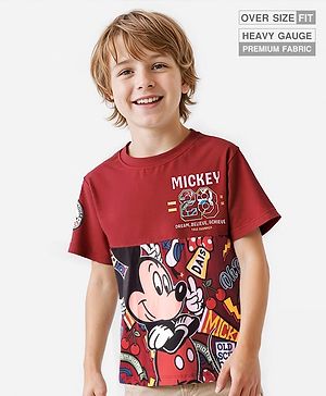 Pine Kids Disney Cotton Knit Cut & Sew Half Sleeve Oversized Drop Shoulder T-Shirt With Mickey Mouse Graphics & Badge Detailing - Red