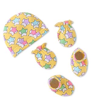 Babyhug Interlock Knit Cap Mittens & Booties Set with Star Prints Yellow - Diameter 9 cm