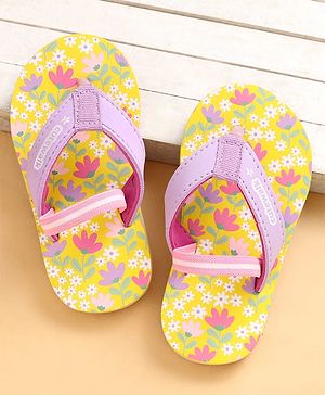 Cute Walk by Babyhug Flip Flops with Back Strap & Floral Print - Multicolor