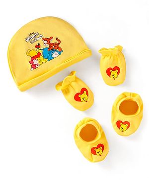Babyhug Disney Interlock Knit Caps Mitten & Booties Set with Winnie the Pooh Graphics Yellow - Diameter 10 cm