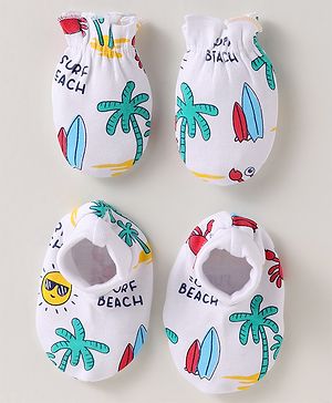 Babyhug 100% Cotton Interlock Knit Mittems & Booties Set With Beach Theme Print - White