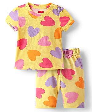 Babyhug Cotton Knit Half Sleeves Capri Night Suit Hearts Print - Light Yellow