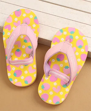 Cute Walk by Babyhug Flip Flops with Back
                      Strap Closure & Strawberry Print - Yellow
                      & Pink