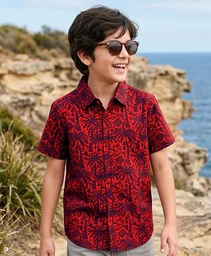 Pine Kids Cotton Knit Half Sleeves Shirt With Tree Print - Red