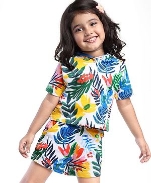 Babyhug Single Jersey Knit Half Sleeves Hooded T-Shirt & Shorts Set With Leaf Print - White