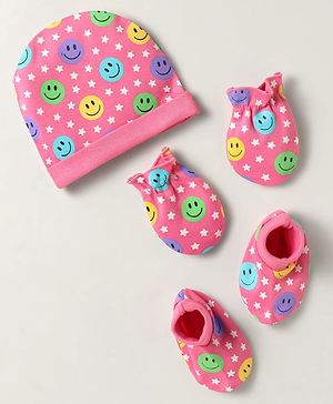 Babyhug Interlock Knit Cap Mittens & Booties With Smiley Print Pink - Diameter 9 cm