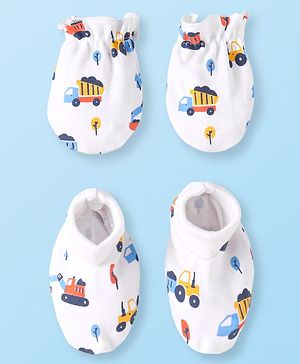 Babyhug 100% Cotton Knit Mittens & Booties Set with Vehicle Print - White