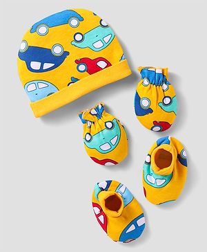 Babyhug 100% Cotton Cap Mittens And Booties Vehicle Printed Yellow - Diameter 16cm