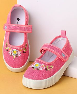 Cute Walk by Babyhug Velcro Closure Casual Shoes with Floral Embroidery Detailing - Pink