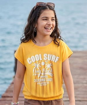 Pine Kids Cotton Knit Half Sleeves T-Shirts with Beach Theme Print - Yellow