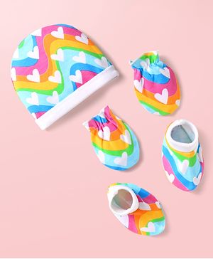 Babyhug 100% Cotton Interlock Knit Cap Mittens & Booties Set with Heart Print & Color Block Design Multicolor - Diameter 17 cm