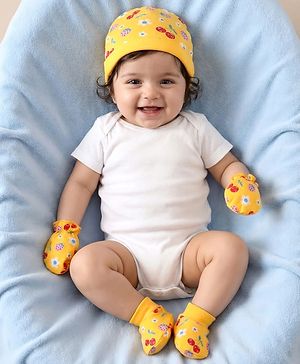 Babyhug 100% Cotton Interlock Knit Cap Mittens & Booties Set with Berries & Floral Print Yellow - Diameter 14 cm