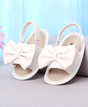 Cute Walk by Babyhug Booties with Back Strap & Bow Applique - White
