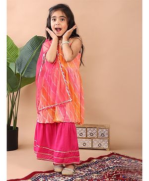 Kinder Kids Cotton Blend Sleeveless Leheriya Printed & Gota Late Embellished Kurta Sharara With Dupatta Set - Pink