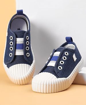 Cute Walk by Babyhug Slip On Casual Shoes - Navy Blue