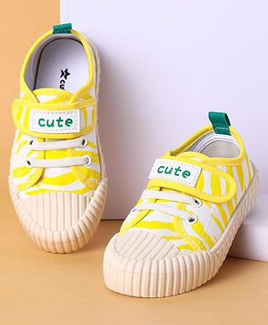 Cute Walk by Babyhug Velcro Closure Casual Shoes With Text Print - Yellow