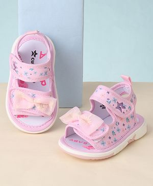 Cute Walk by Babyhug Sandals with Velcro Closure Floral Print & Bow Applique - Pink