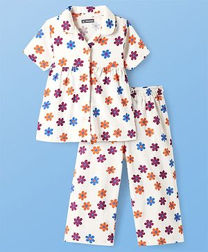 Pine Kids Cotton Knit Half Sleeves Capri Night Suit With Floral Print - White