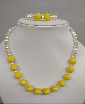 Tiny Closet Pearl Necklace & Bracelet - Yellow