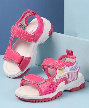 Cute Walk by Babyhug Velcro Closure Sandals with Hearts Print - Fuchsia