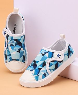 Cute Walk by Babyhug Casual Shoes with Velcro Closure Geometric Print - Sky  Blue