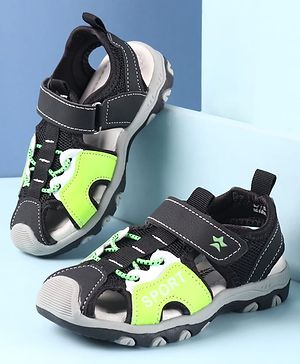 Cute Walk by Babyhug Velcro Closure Sandals With Sport Print - Green