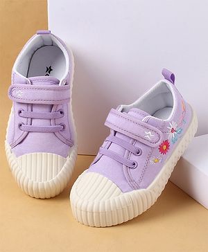 Cute Walk by Babyhug Casual Shoes with Velcro Closure & Floral Embroidery - Purple