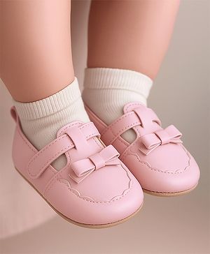 Cute Walk by Babyhug Velcro Closure Booties with Bow Applique -  Pink