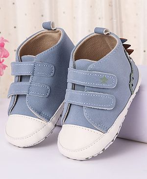 Cute Walk by Babyhug Velcro Closure Booties with Crocodile Applique - Light Blue