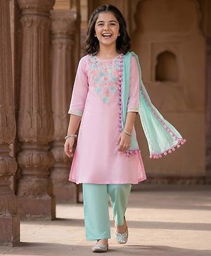 Pine Kids Woven Three Fourth Sleeves Kurta Churidar & Dupatta Set With Floral Embriodery - Lilac