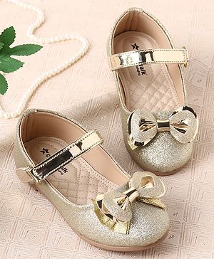 Cute Walk by Babyhug Ballerina with Velcro Closure Glitter Print & Bow Applique - Golden