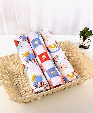 Babyhug Disney 100% Cotton Muslin Multipurpose Swaddle Wrap Winnie The Pooh Print| Breathable Hypoallergenic Fabric| Nursing Cover Stroller Cover Burp Cloth Pack of 3 - Multicolor